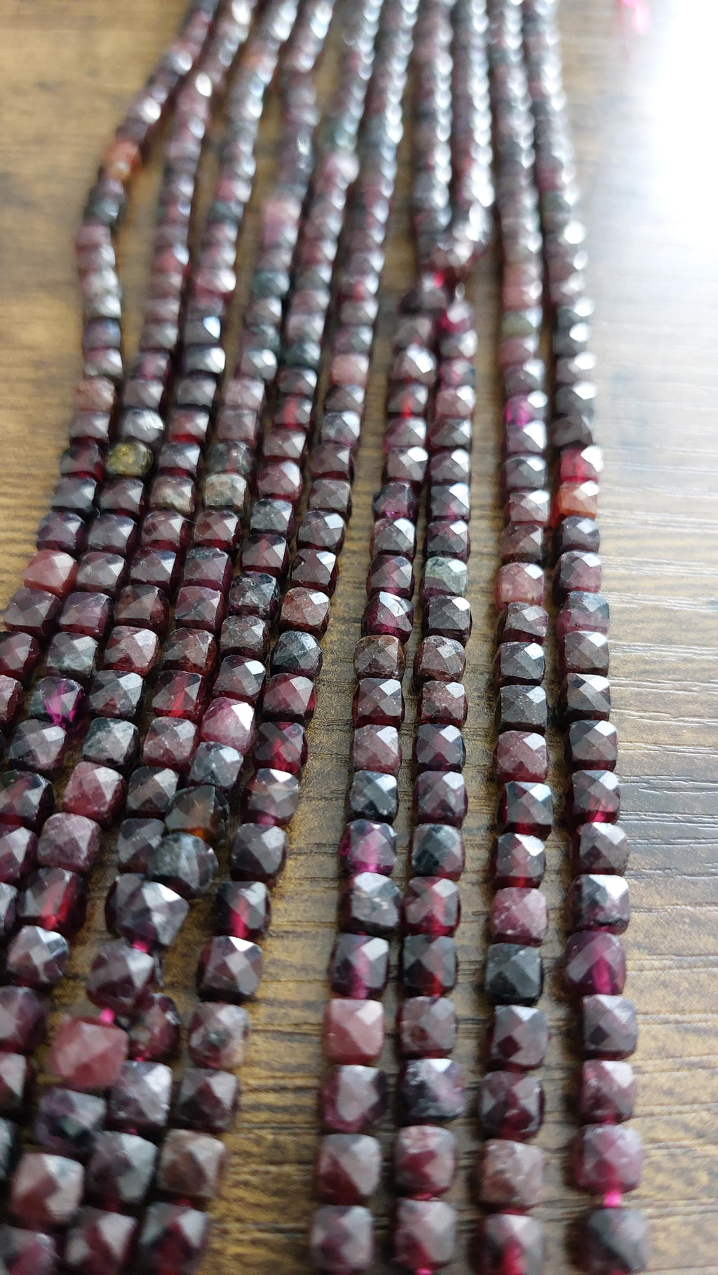 garnet beads facetted cube
