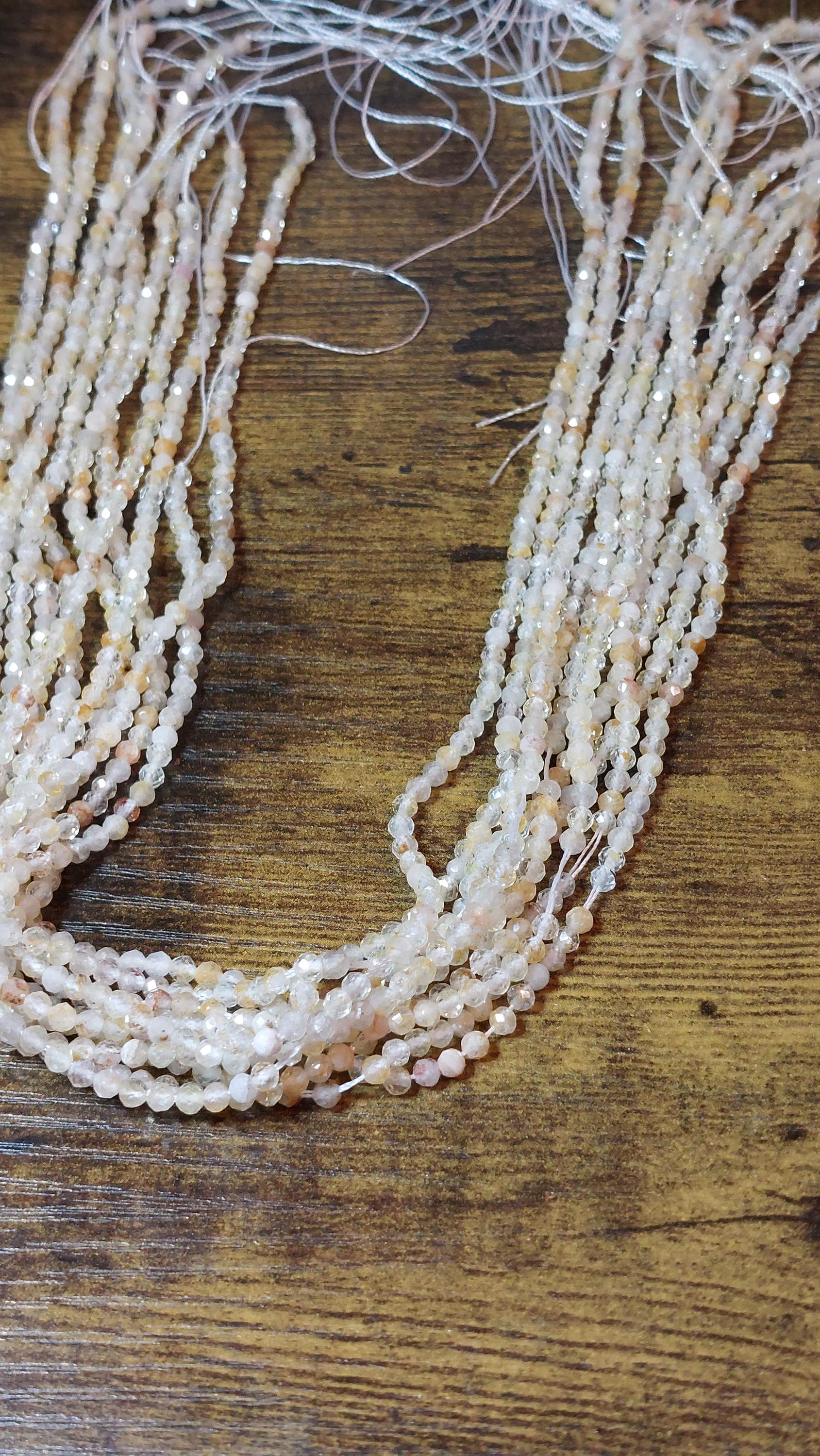 Natural Topaz Facetted Beads 3.5mm