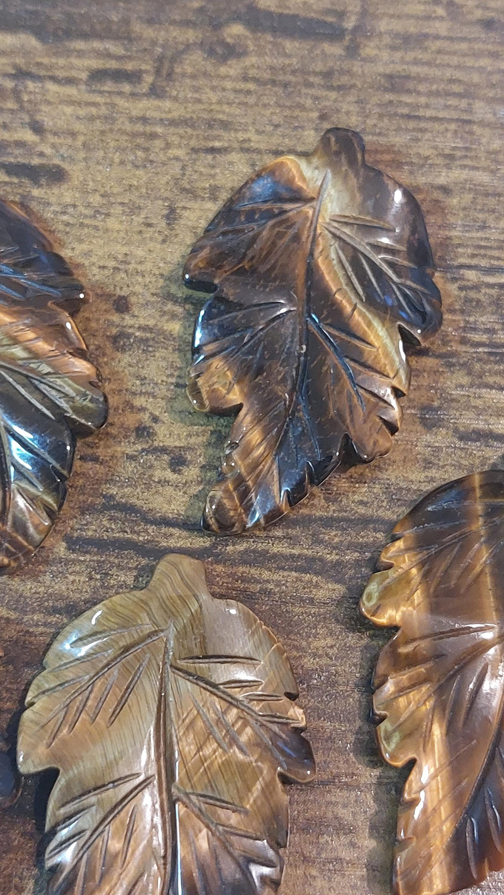 Natural Tiger Eye Leaf Pendant 40mm