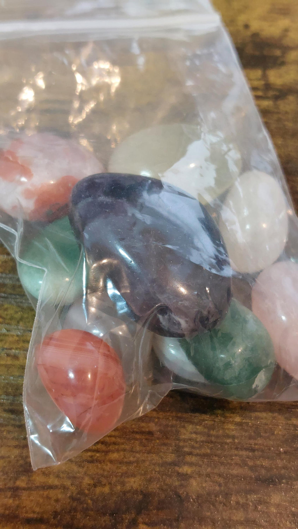 Mix tumbled gemstone