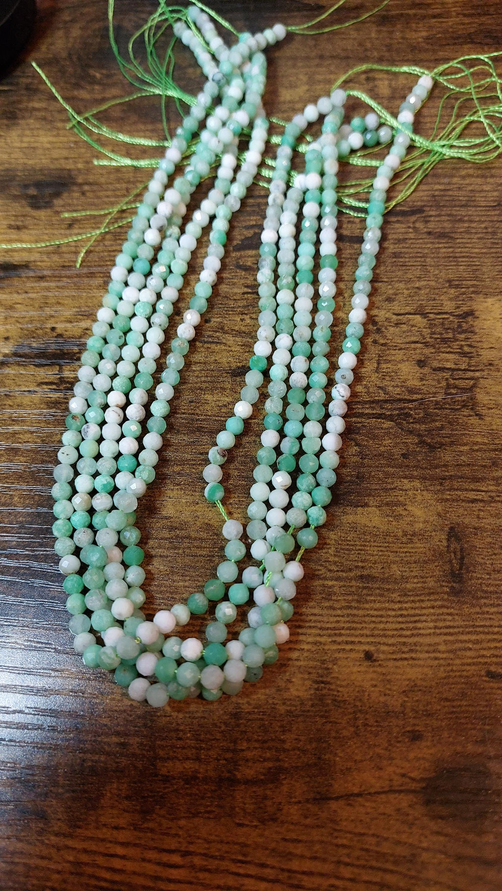 Natural Chrysoprase beads facetted round