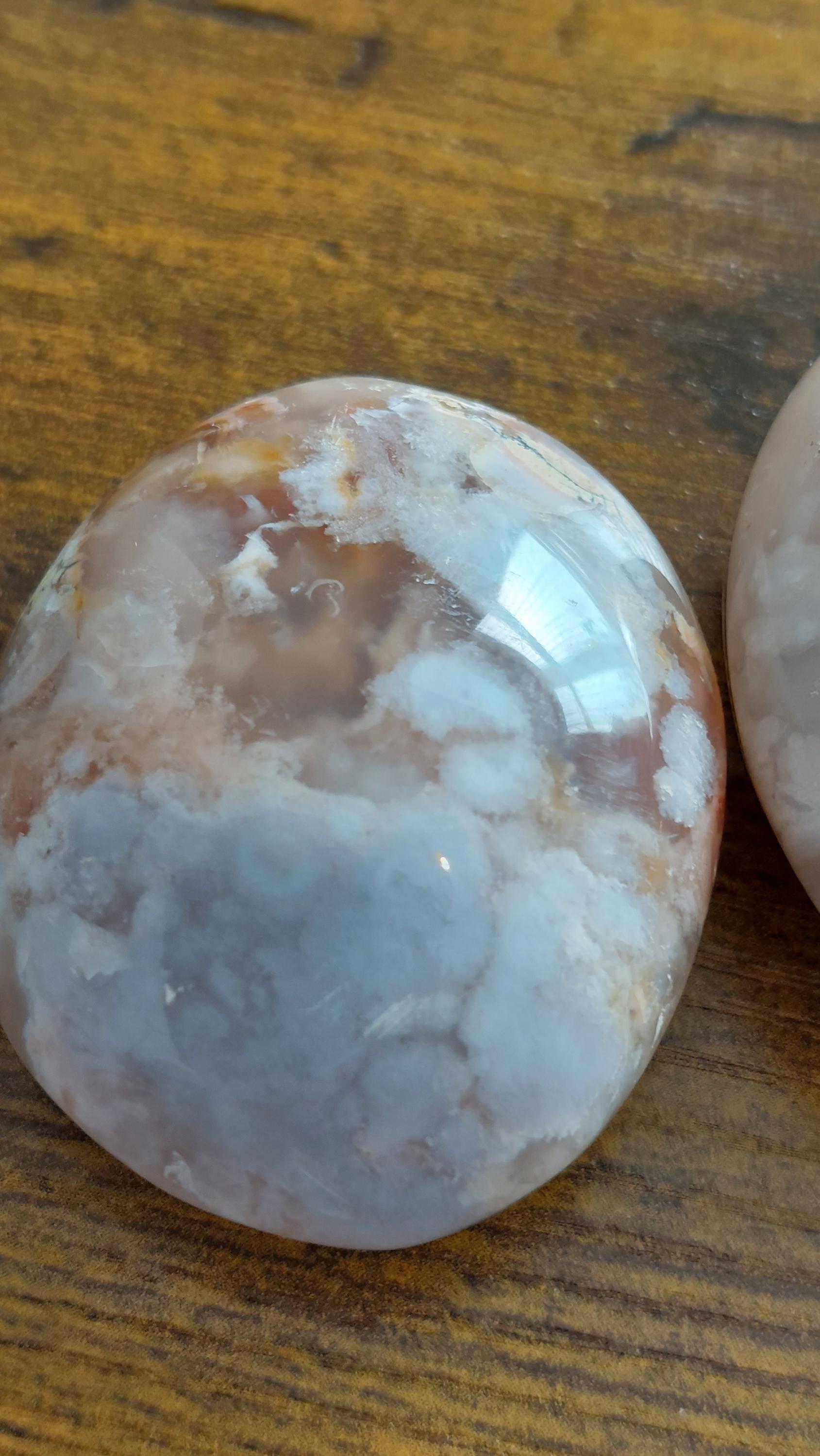 natural flower agate Palmstone