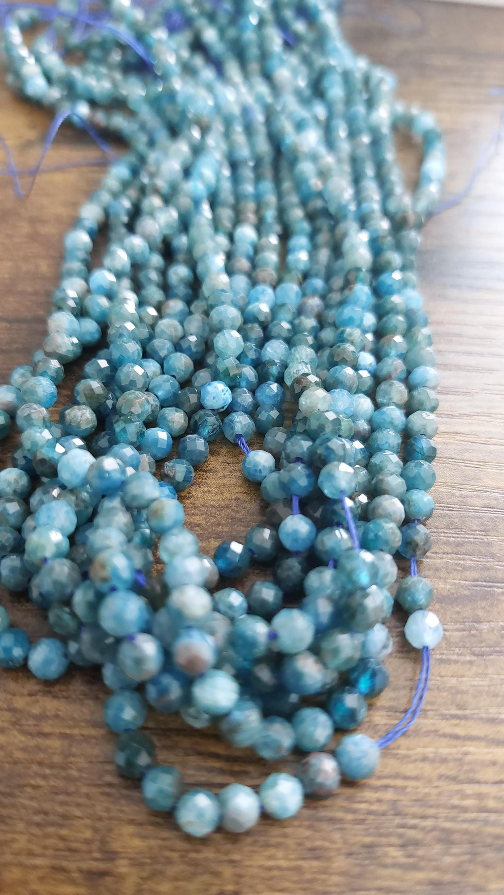Natural apatite beads 4mm