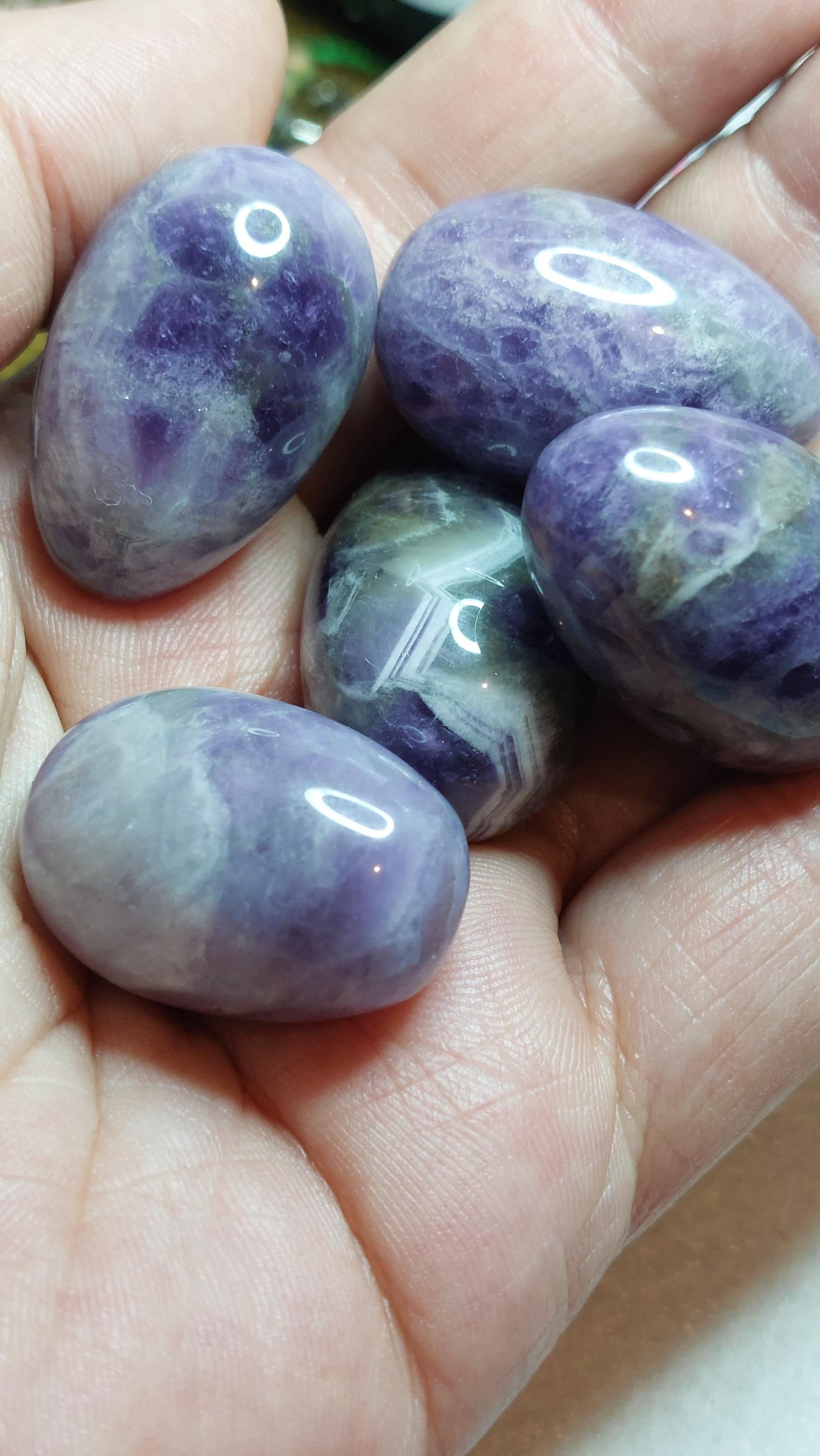 natural amethyst egg 30mm