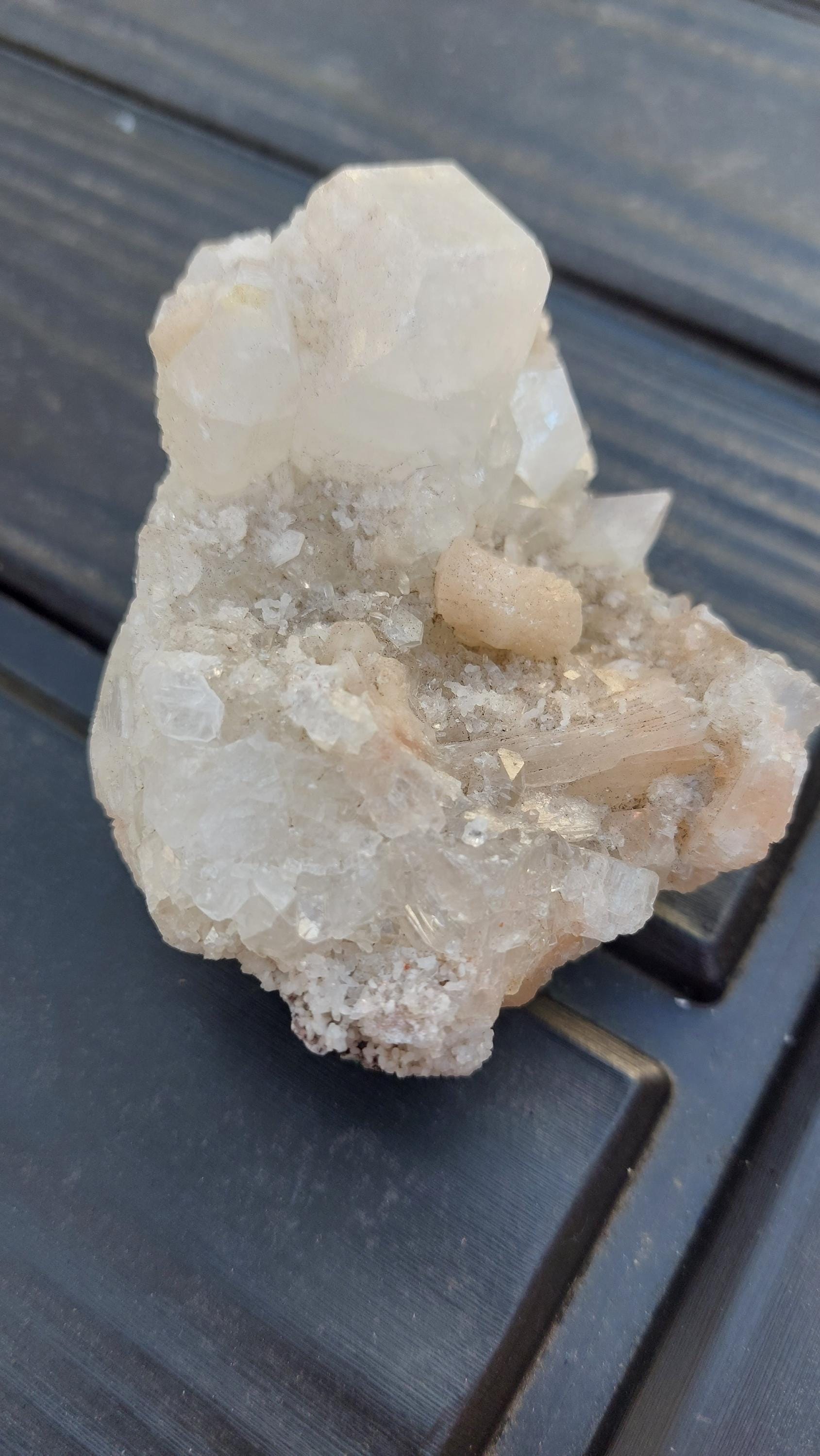 Medium Apophyllite crystal 220g