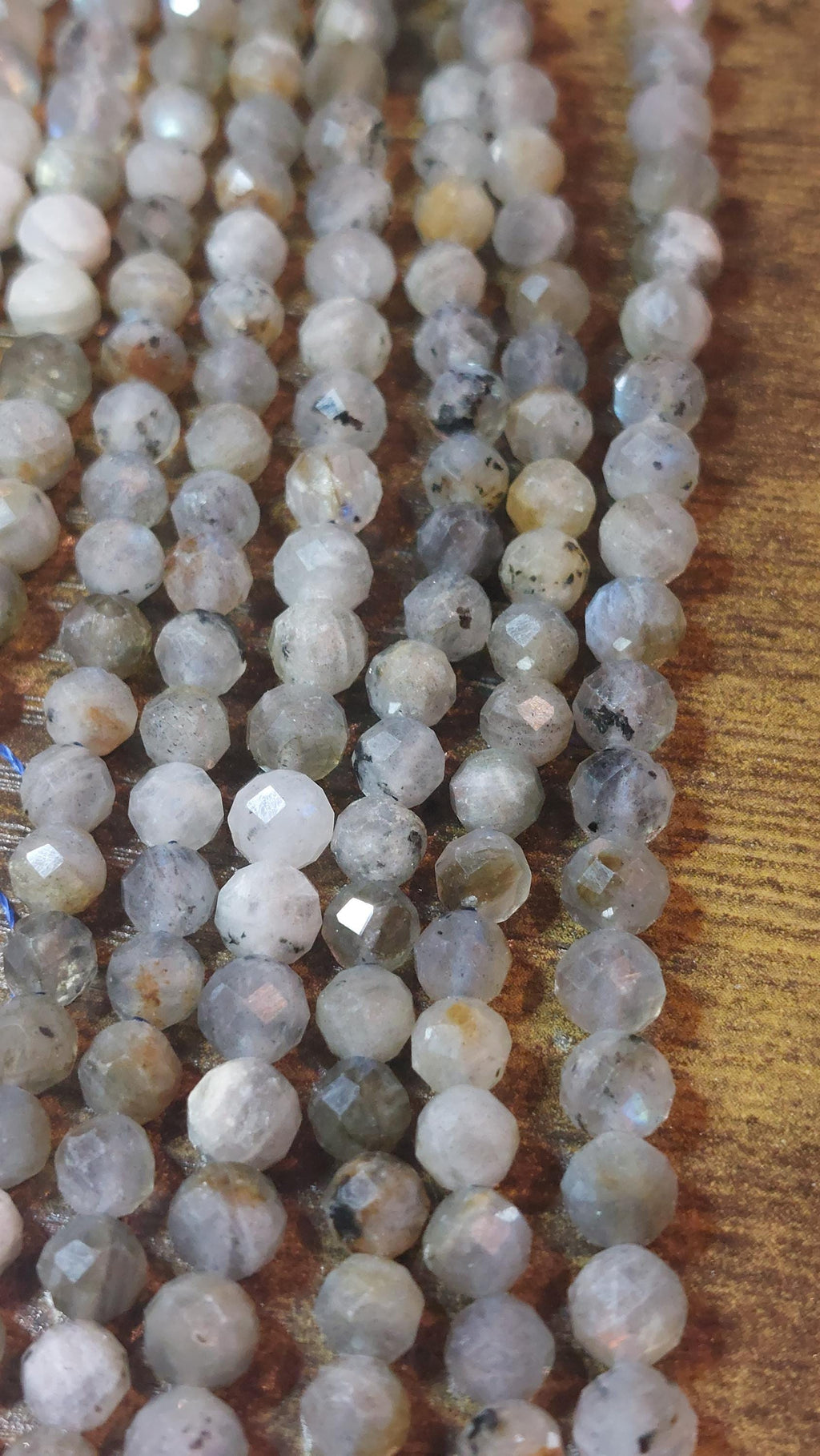 Labradorite 6mm faceted beads