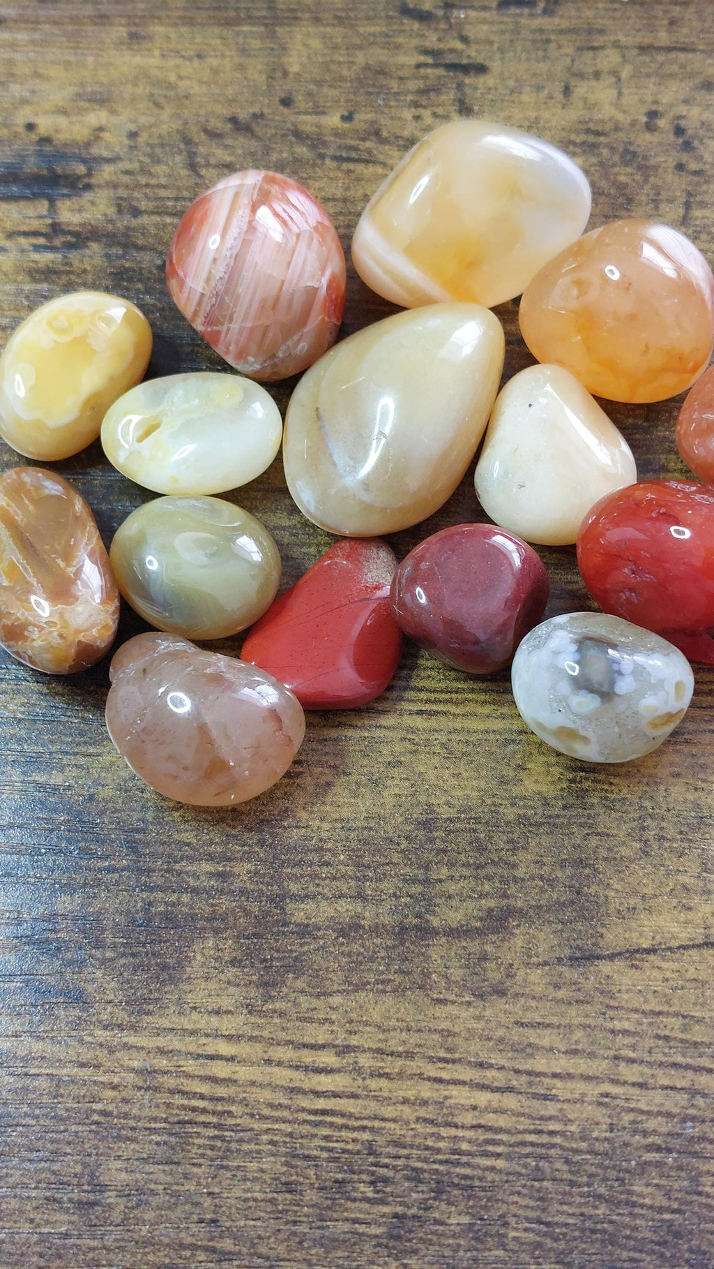Bags of Tumbled Agate around 120grams