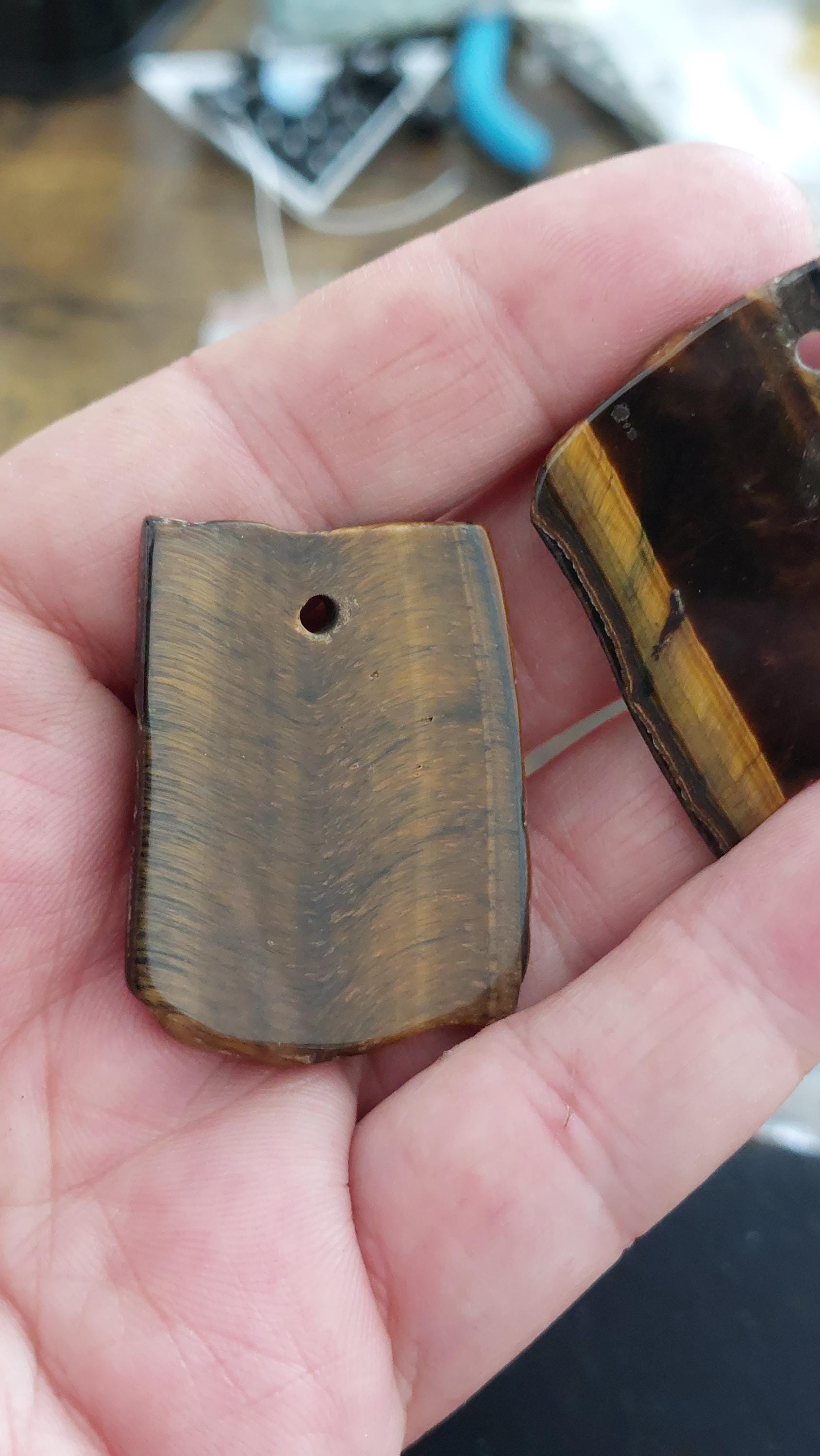 Natural Tiger Eye Irregular Pendant