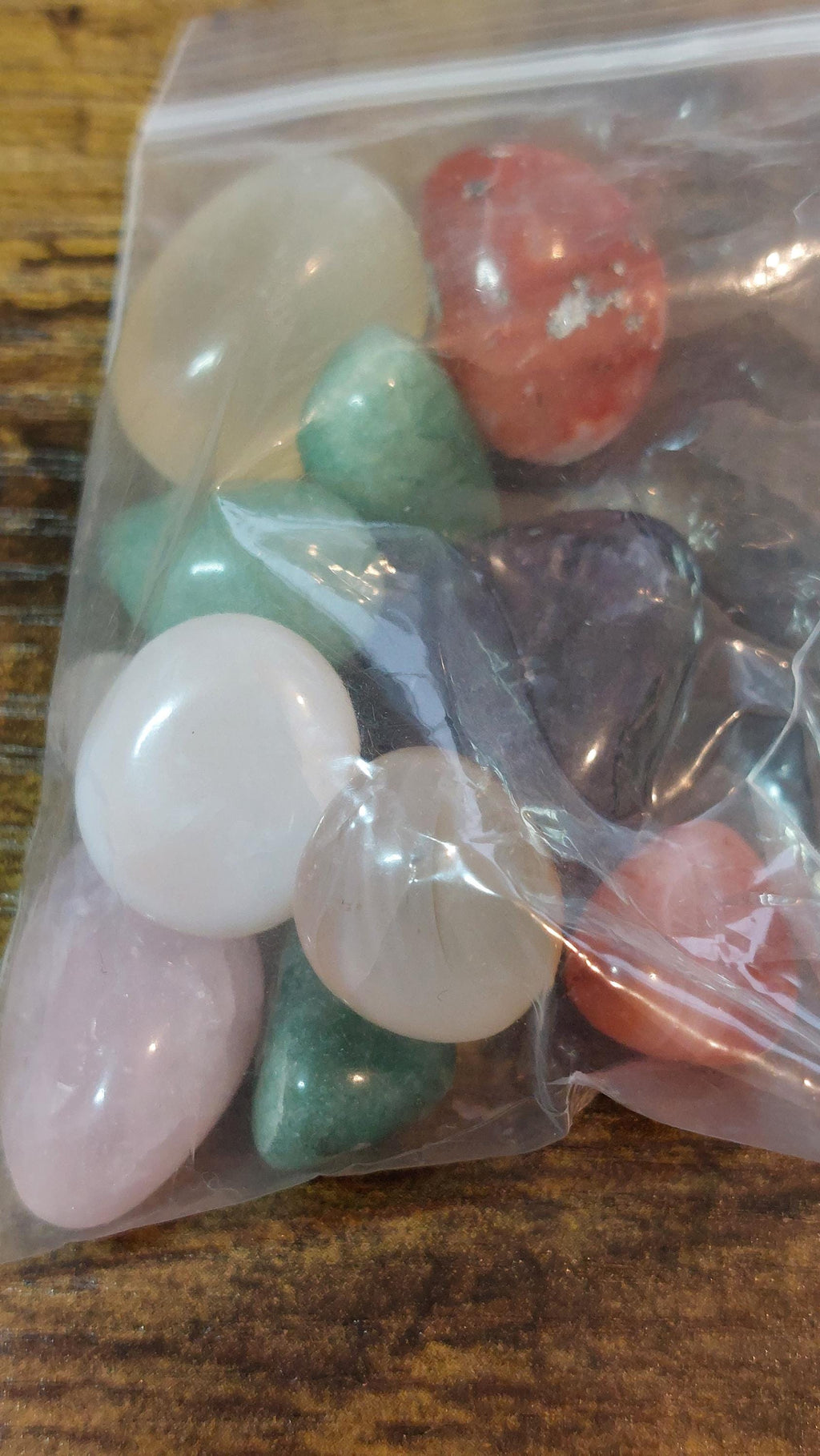 Mix tumbled gemstone